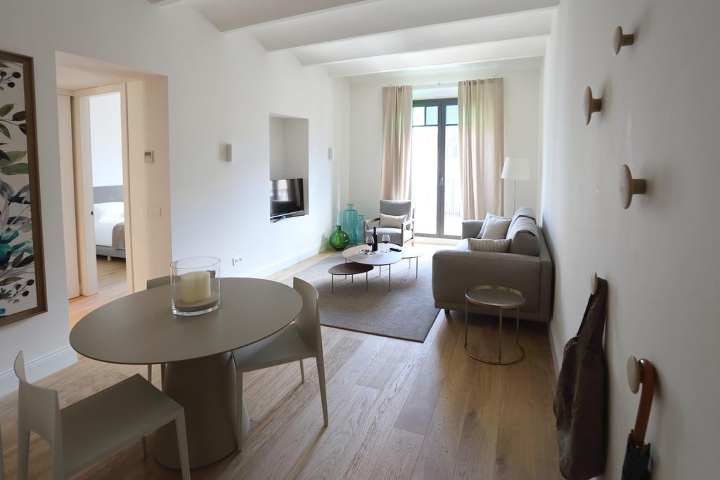ז'ירונה Apartaments Placa Del VI מראה חיצוני תמונה